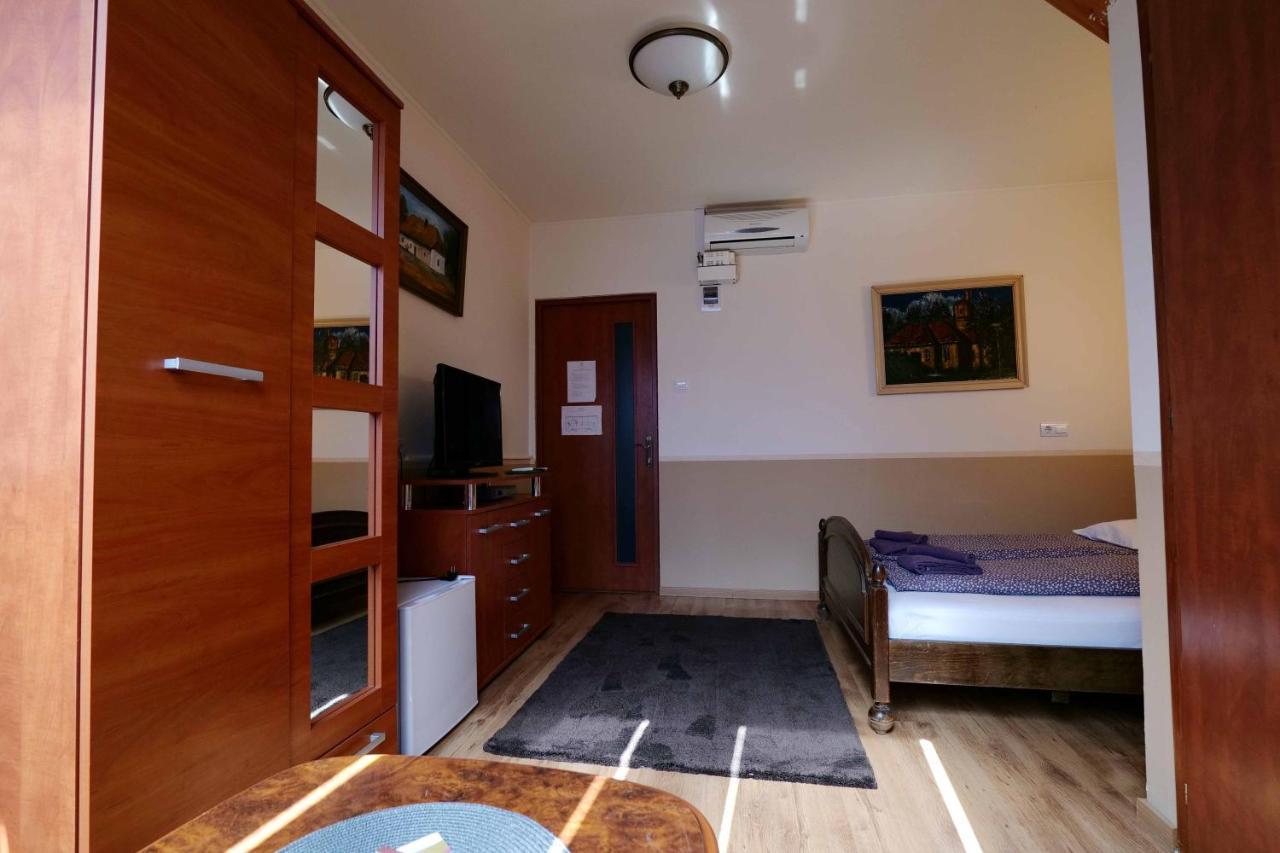 Nyilas Fogado Otel Nyíregyháza Dış mekan fotoğraf