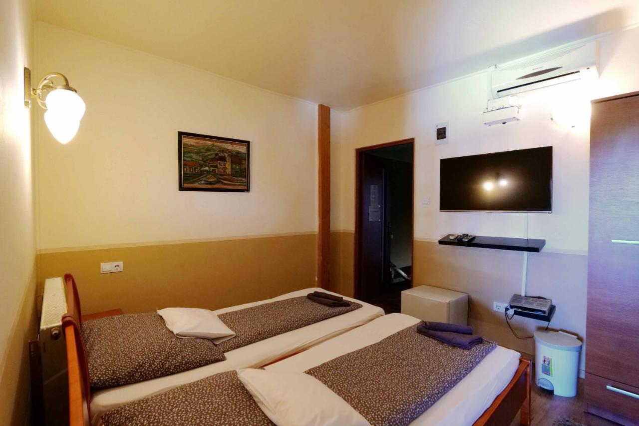 Nyilas Fogado Otel Nyíregyháza Dış mekan fotoğraf