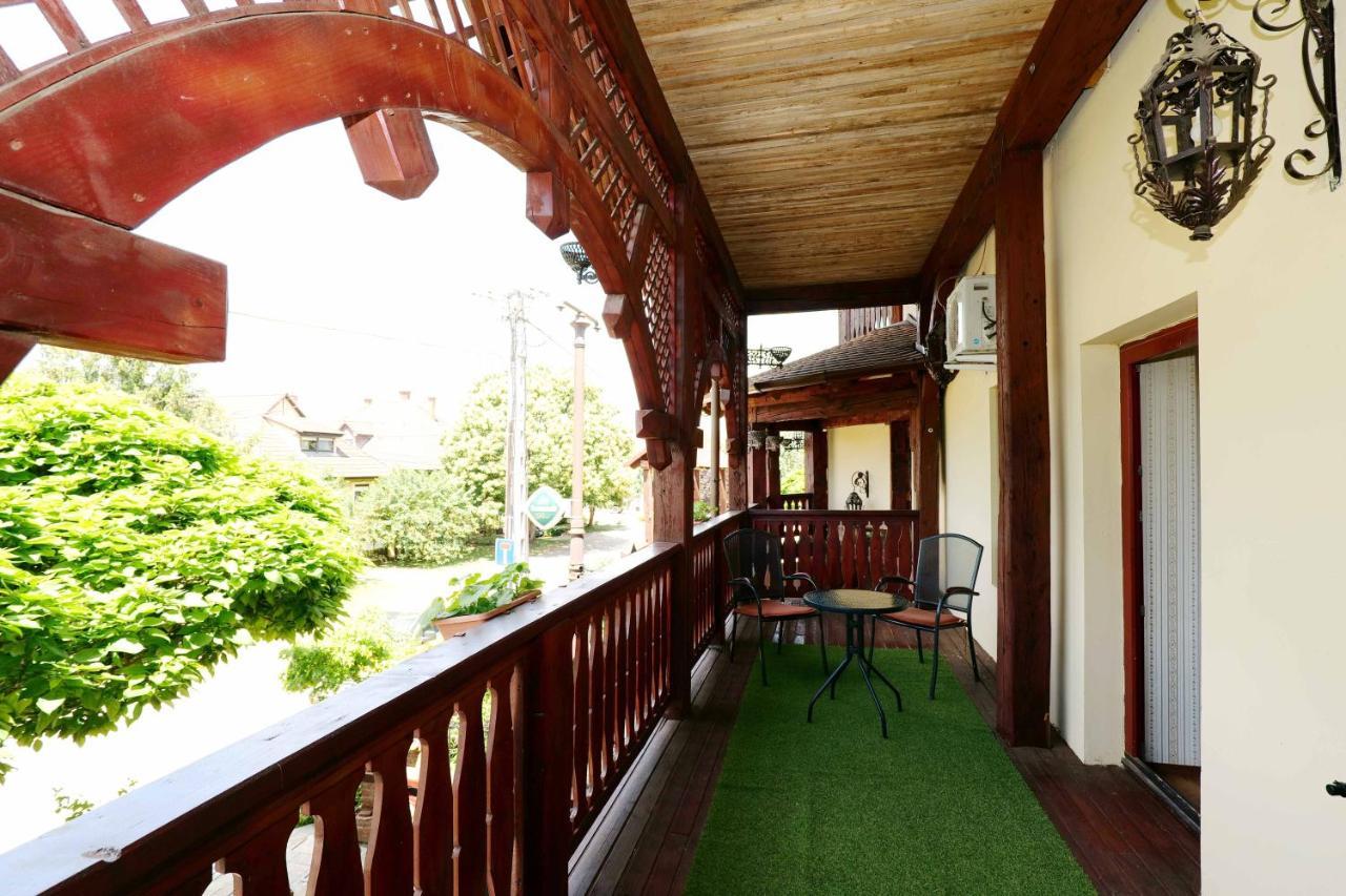 Nyilas Fogado Otel Nyíregyháza Dış mekan fotoğraf