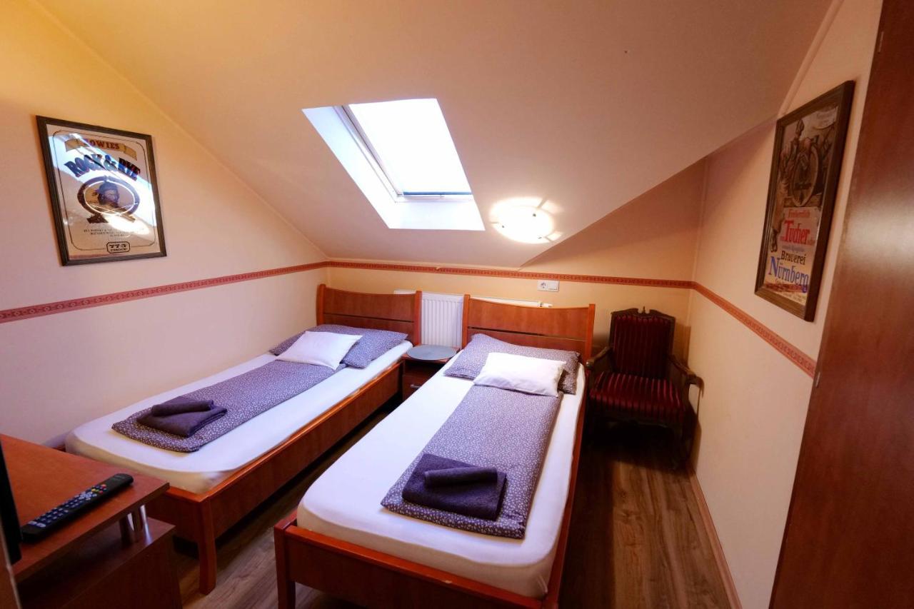 Nyilas Fogado Otel Nyíregyháza Dış mekan fotoğraf
